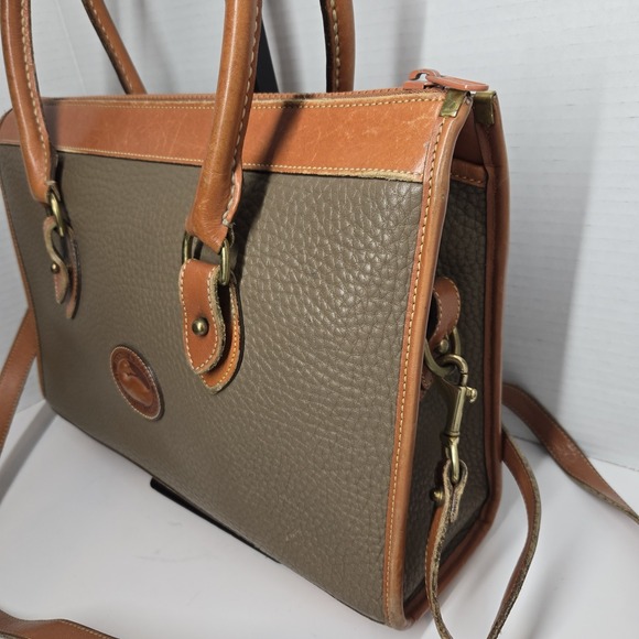VTG DOONEY AND BOURKE TOP HANDLE SATCHEL ALL WEATHER Pebbled LEATHER Crossbody - Picture 13 of 15